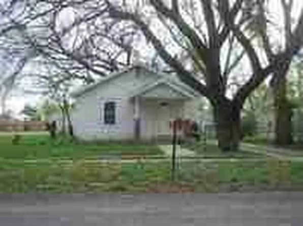 608 N Grandview St, Hutchinson, KS 67501