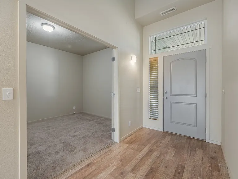 4292 W Magrath Dr — Photo 2