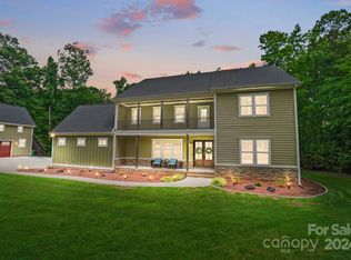 1123 Blacksnake Rd, Stanley, NC 28164