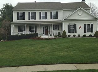 469 Sleepy Hollow Farm Rd, Warwick, RI 02886