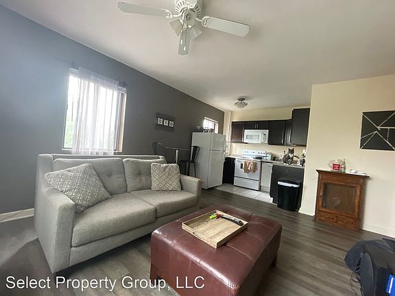 4th image of 3553 N Oakland Ave #207
