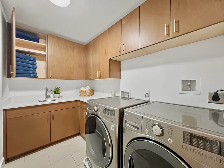 Laundry Room on 2nd Floor
