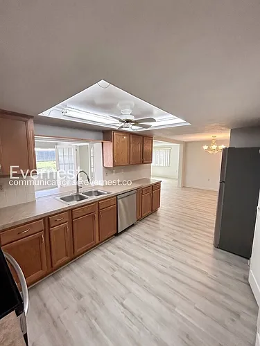 7810 Cayuga Dr Photo 1