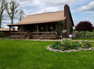 1898 Clay Banner Rd, Oak Hill, OH 45656