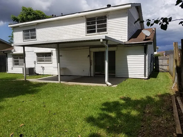 2312 Litchwood Ln — Photo 17