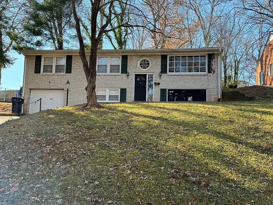 1st image of 179 Oakwood Cir
