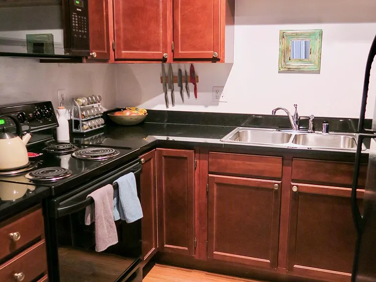 1203 N St NW #H — Photo 8