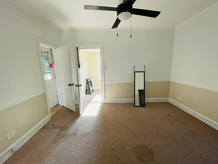 Second bedroom *carpet will be professionally cleaned prior to move in*