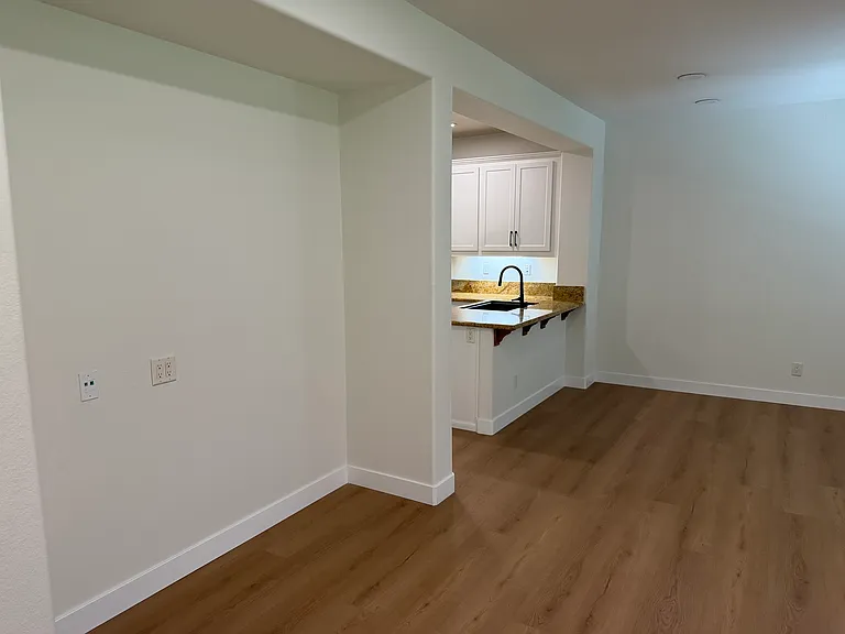 13005 La Porta Point — Photo 2
