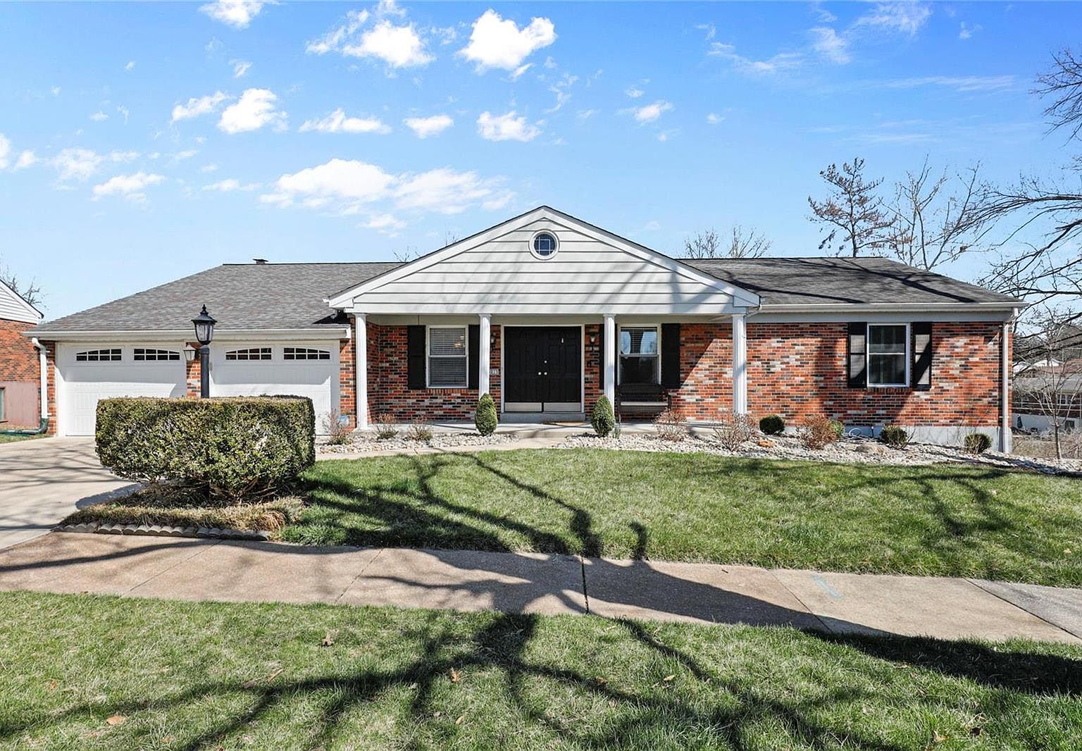 5015 Towne Centre Dr, Saint Louis, MO 63128 Zillow