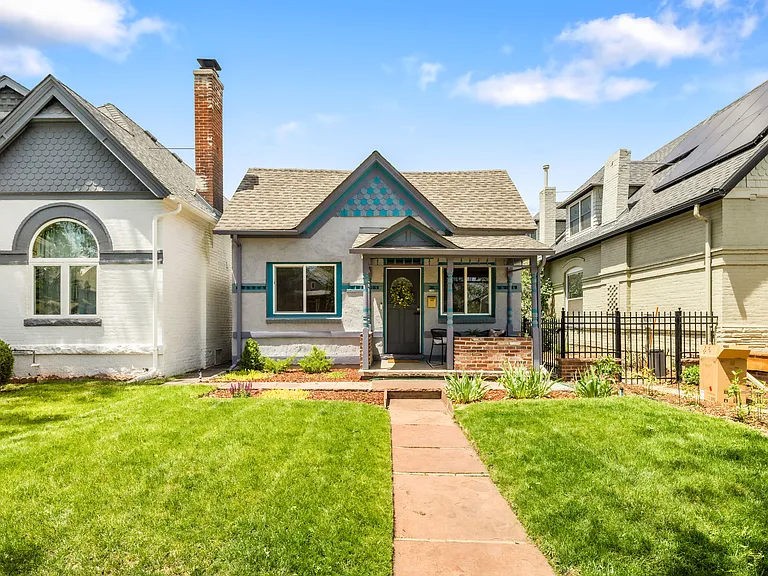 2339 N Gilpin St — Photo 1
