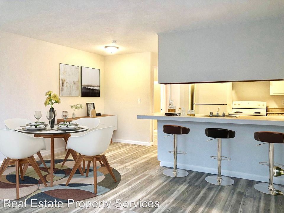 1st image of 405 N Stanislaus St APT 5