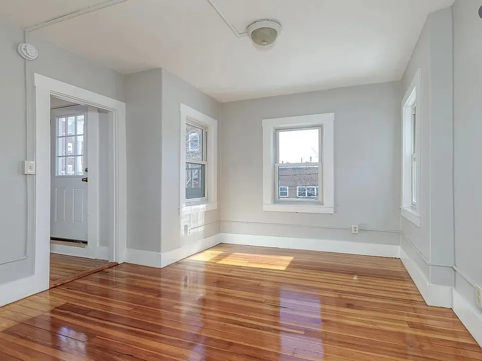 37 Chestnut St