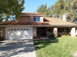 246 Fox Hills Dr, Thousand Oaks, CA 91361