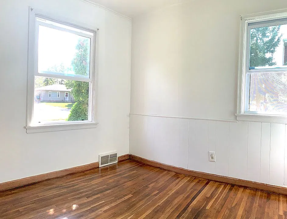 Lower unit bedroom #2