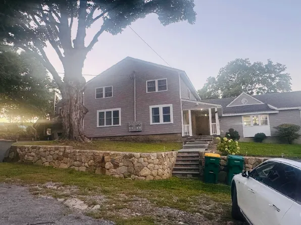 247 Linden St #B, Berlin, MA 01503
