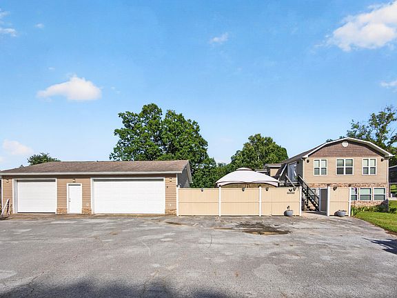 3rd image of 11116 Fritts Rd