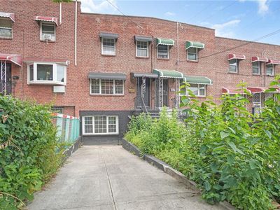 1017 E 228th Street, Bronx, NY, 10466