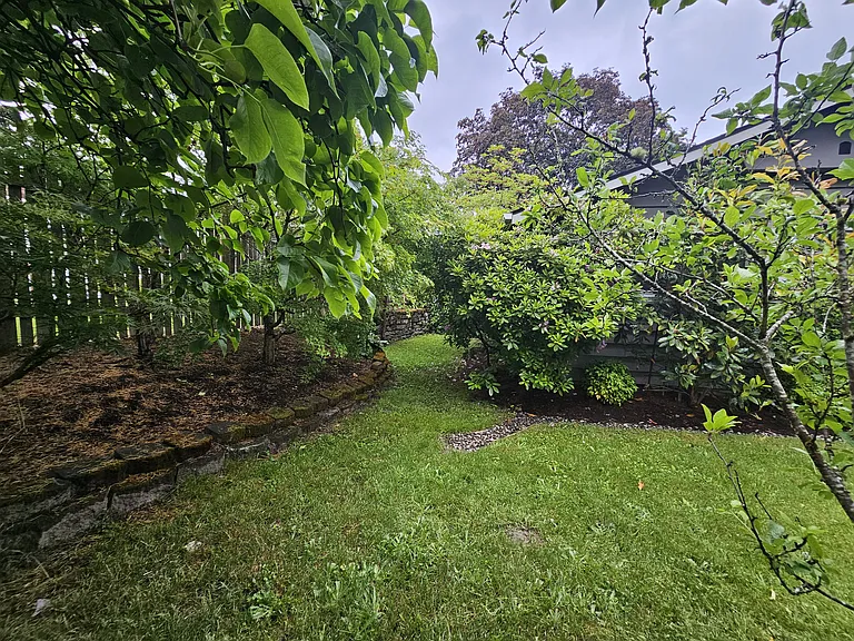 690 SW 130th Ave — Photo 39