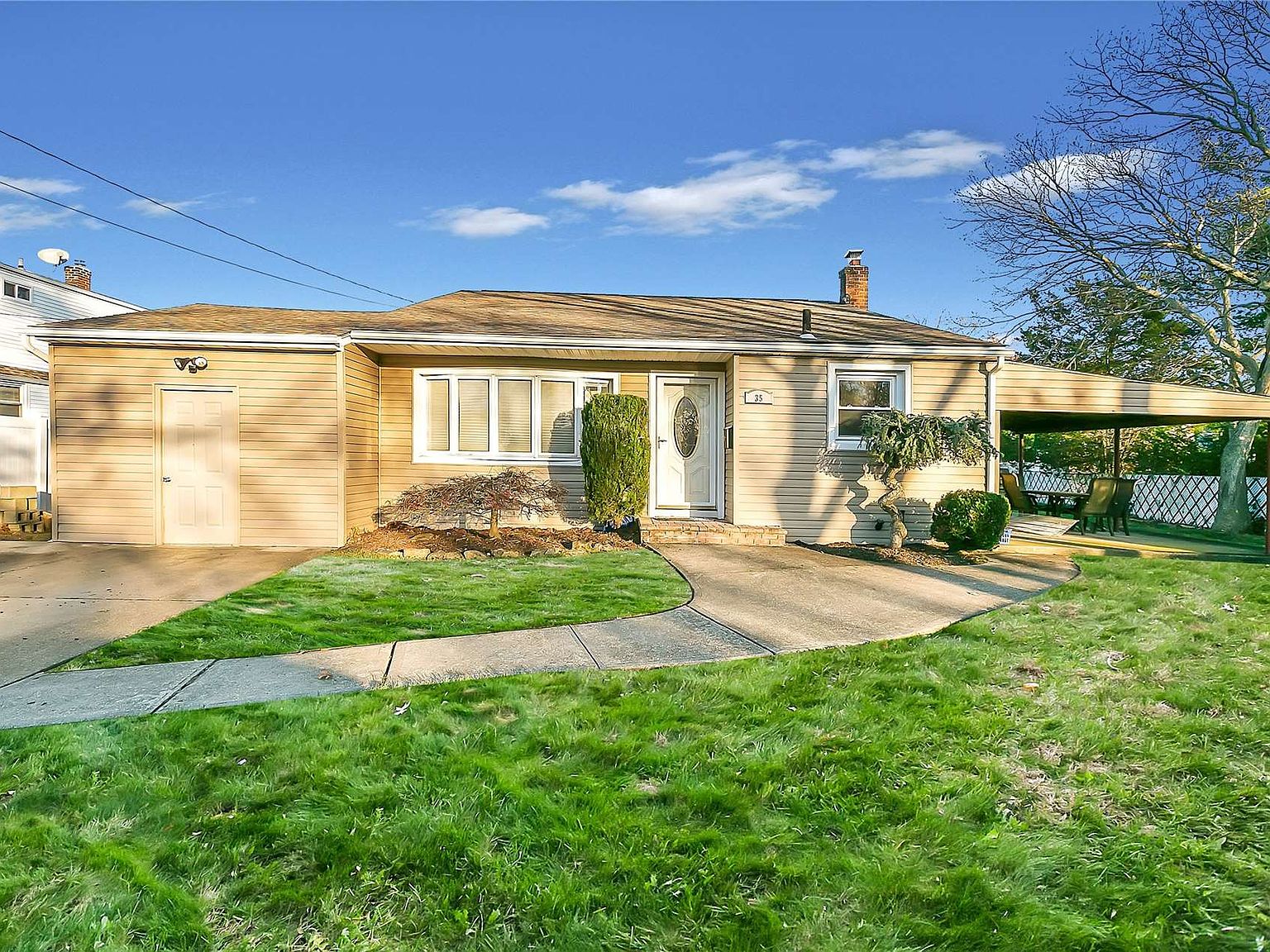 35 Hart Street, Farmingdale, NY 11735 Zillow