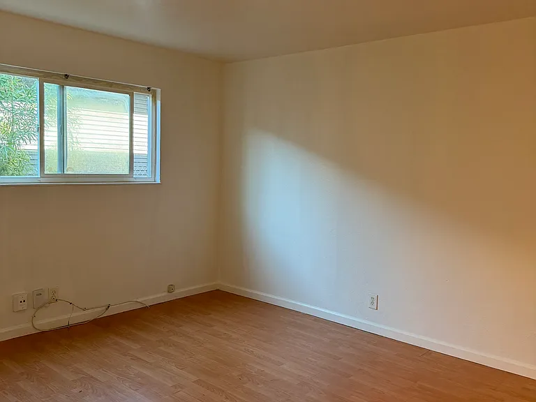 9520 Olive St #1 — Photo 6