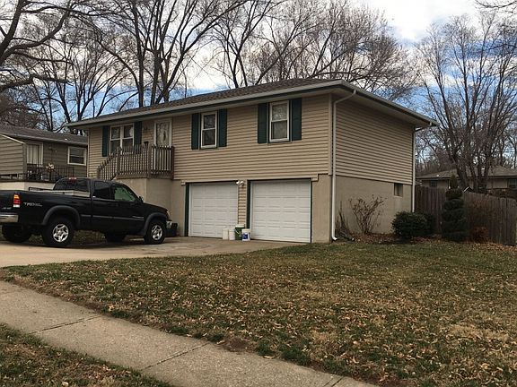 3rd image of 7702 E 75th Ter