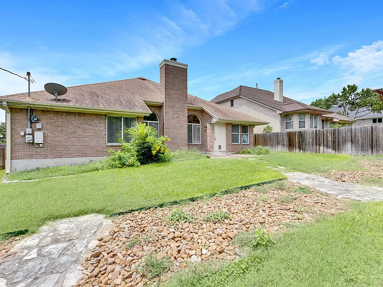 6412 Convict Hill Rd — Photo 27