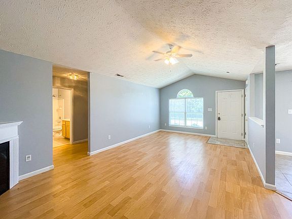 4th image of 4740 Kelvington Dr