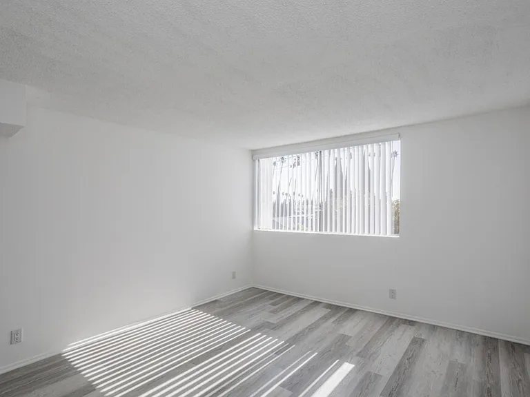 Model Unit - 1 Bed 1 Bath