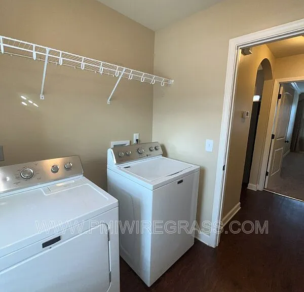 229 Lace Dr — Photo 27