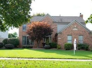 5873 Meadowview Dr, Canton, MI 48187