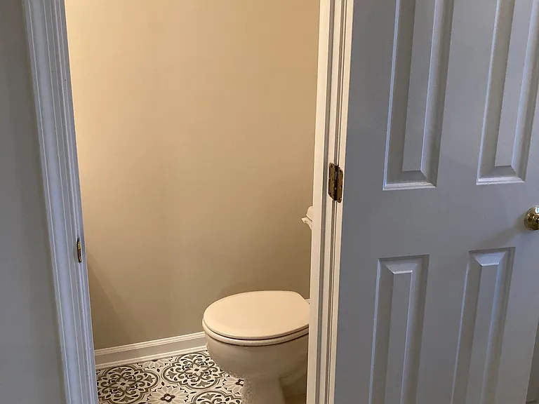 801 Albion Pl — Photo 15