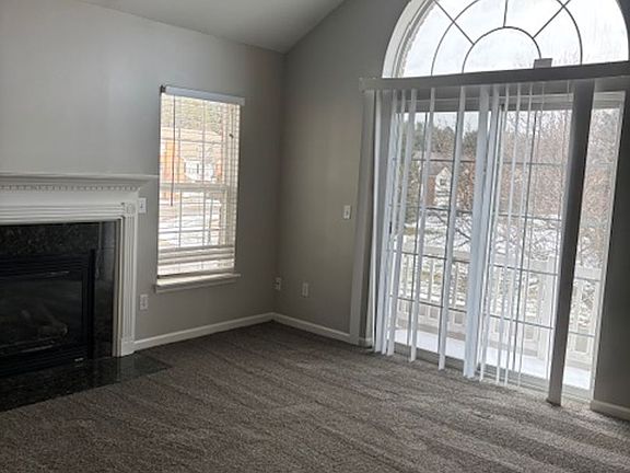 3rd image of 792 Olde English Cir