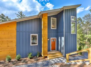 230 Ridgecrest Cir, Ellijay, GA 30540