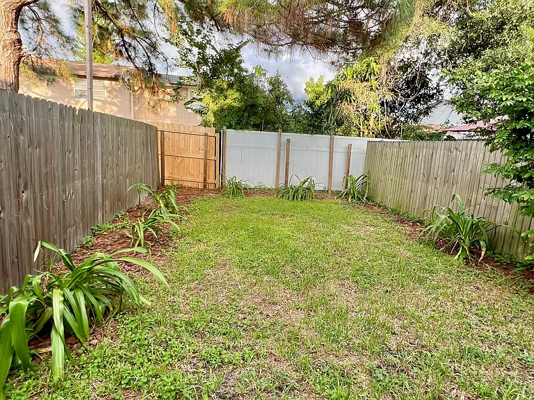 14119 Village Terrace Dr — Photo 12