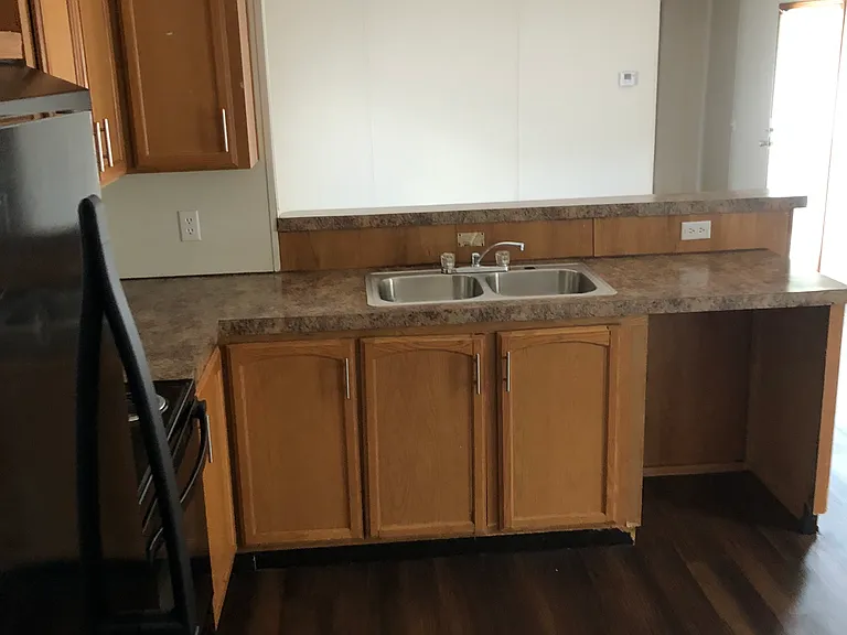 296 Tobacco Rd #39 — Photo 2