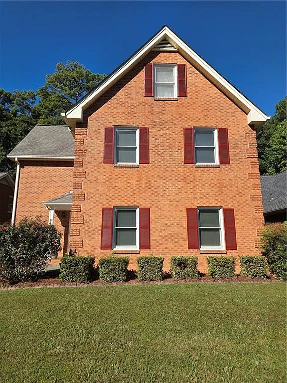 4 bed, 3.5 bath, 1933 sqft, $2,895 — Photo 3