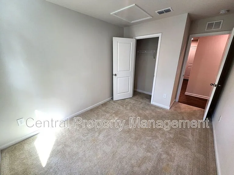 165 Sarnesfield Way — Photo 30