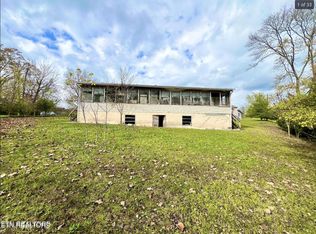 122 Lancaster Rd, Oak Ridge, TN 37830