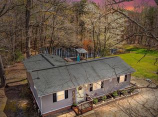 609 Ramoth Church Rd, Fredericksburg, VA 22406