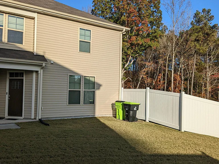 1127 Longitude Dr — Photo 25