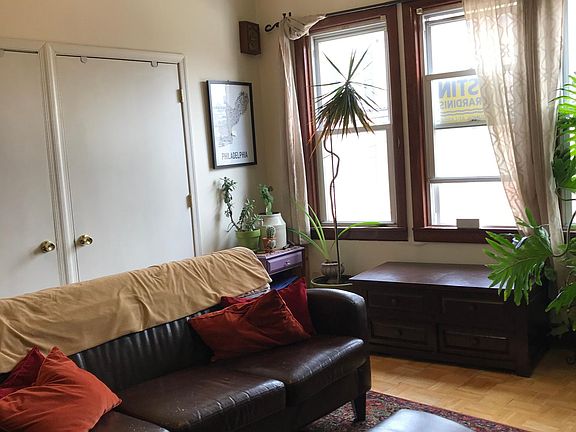 3rd image of 1014 S 2nd St Floor 2