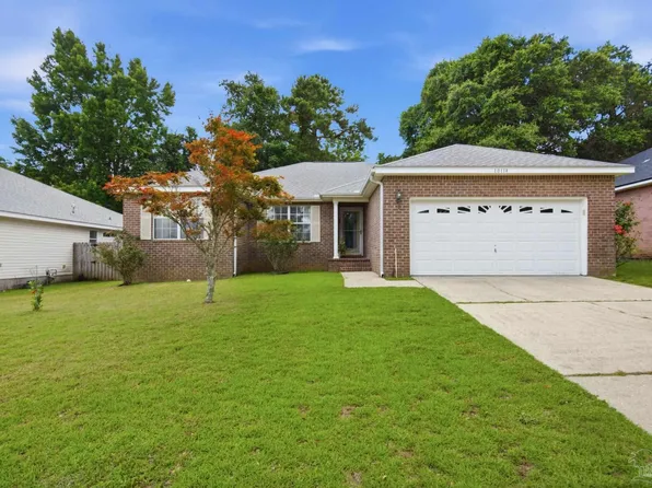 10114 Crest Ridge Dr, Pensacola, FL 32514