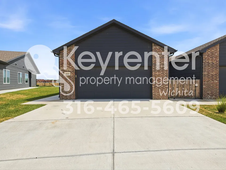 16221 W Ike Ct
