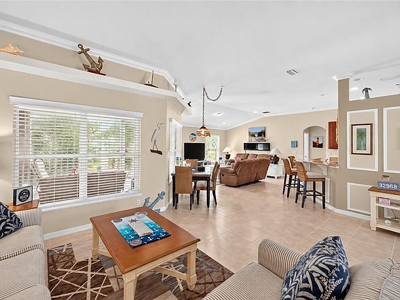4th image of 5643 Riverboat Cir SW