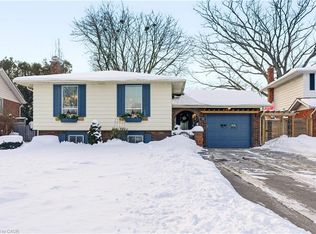 566 Lani Cres, Burlington, ON L7N 2Y4