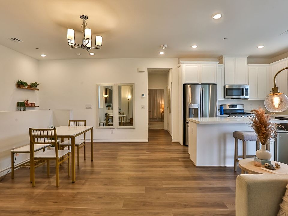 1st image of 25 Barbara Ln #42