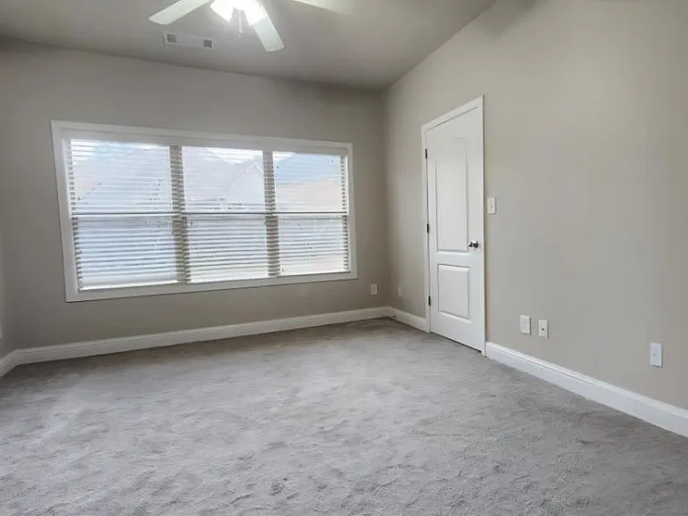 2095 Stancil Park Ln — Photo 3