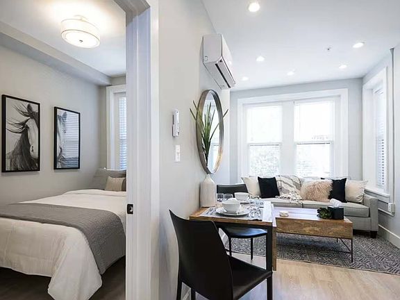 4th image of 2110 R St NW #201