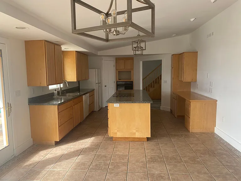 4567 Road 6.5 NE — Photo 10
